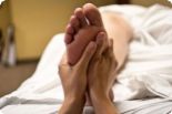 Masáž nohou, která dodá energii a vitalitu celému tělu – reflexní terapie