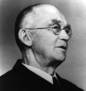 Zakladatelem systému řízení kvality byl Ernest Codman (1869–1940)